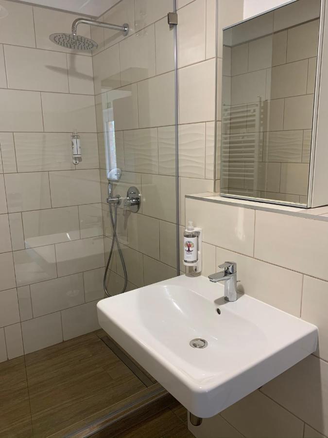 Oeregtoelgy Apartman Szár المظهر الخارجي الصورة